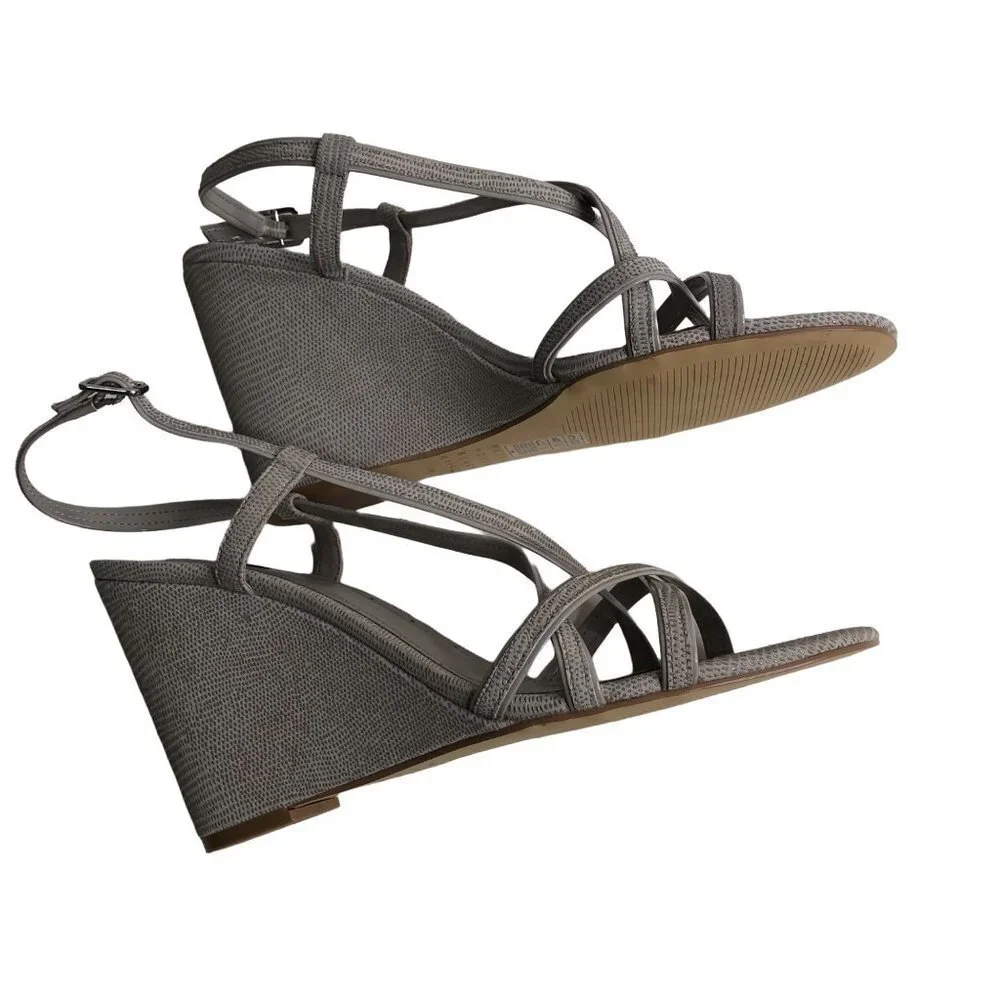 WHITE‎ HOUSE BLACK MARKET SILVER WEDGE STRAPPY SANDALS sz 10 new
